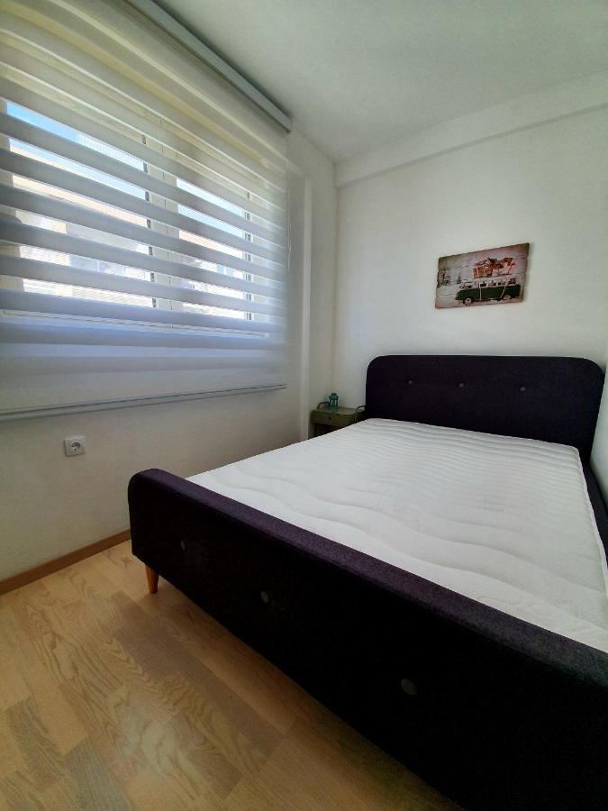 Aleksandar First Sea Line Apartment Bar Ngoại thất bức ảnh