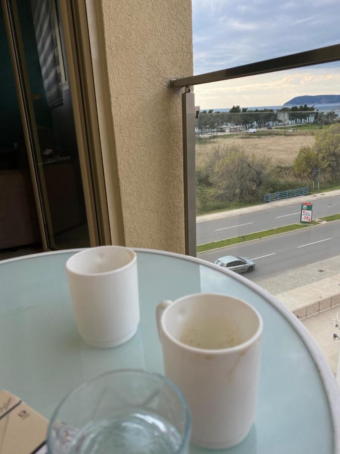 Aleksandar First Sea Line Apartment Bar Ngoại thất bức ảnh